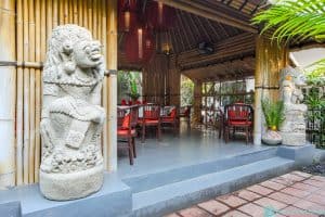 villa mahkai restaurant strand villa huren Bali Indonesië