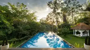 Villa Lepak aan de rivier - Bali Vakantiehuizen 36