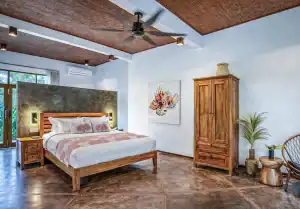 Villa Sea Esta - Coral Garden Hoofdkamer en kast- Bali Vacation Homes 04